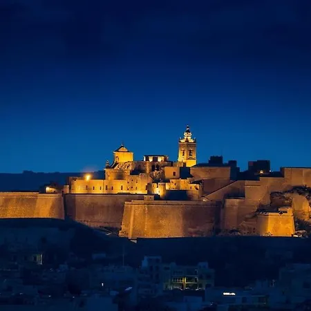 Bellvue Maisonette In With Valley Views * Kerċem