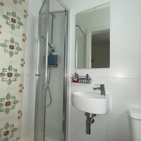 Bellvue Maisonette In With Valley Views